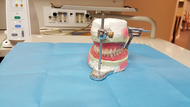 Risks Associated with Dirty Dentures